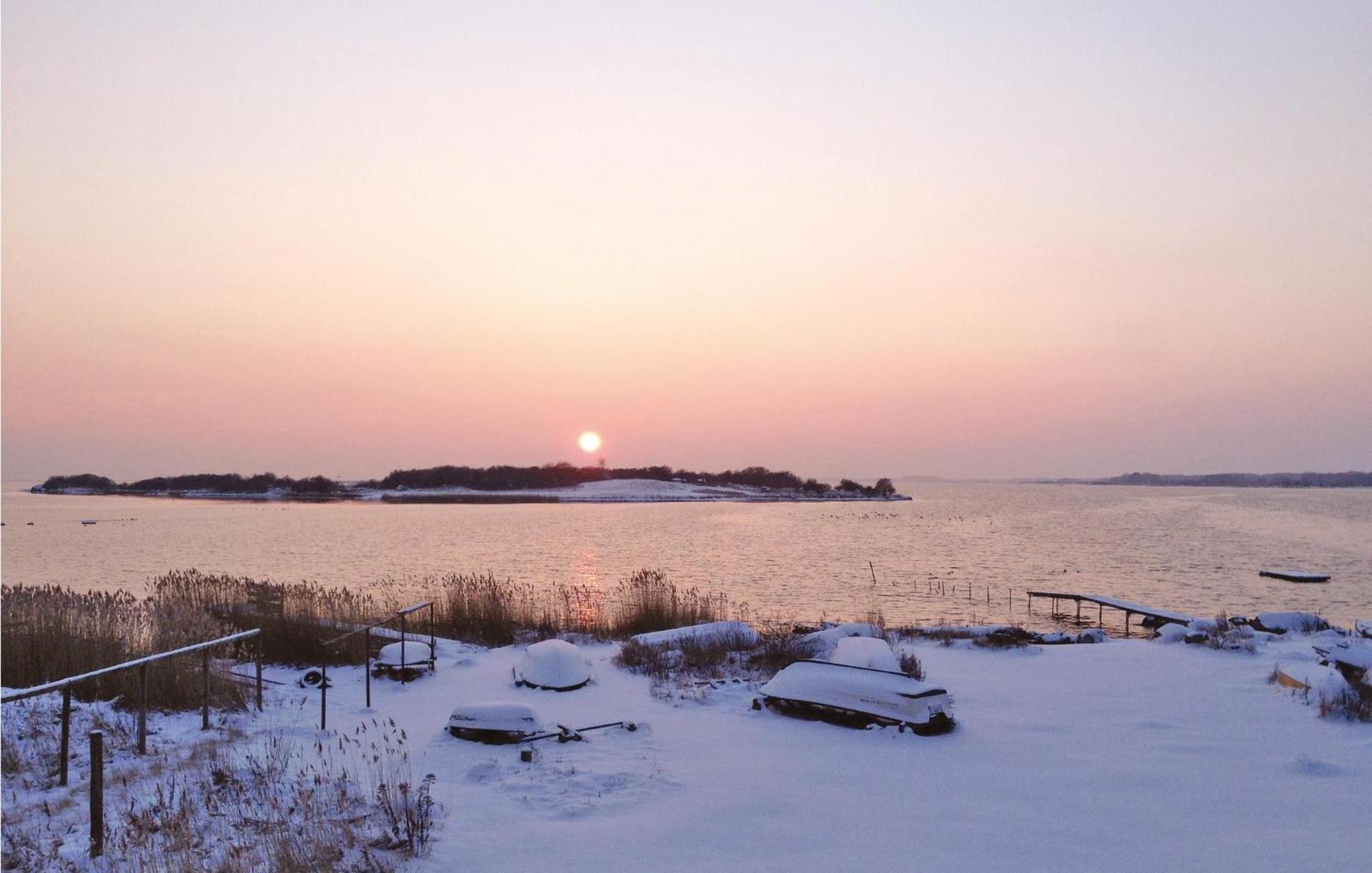 Awesome Home In Soelvesborg With House Sea View מראה חיצוני תמונה